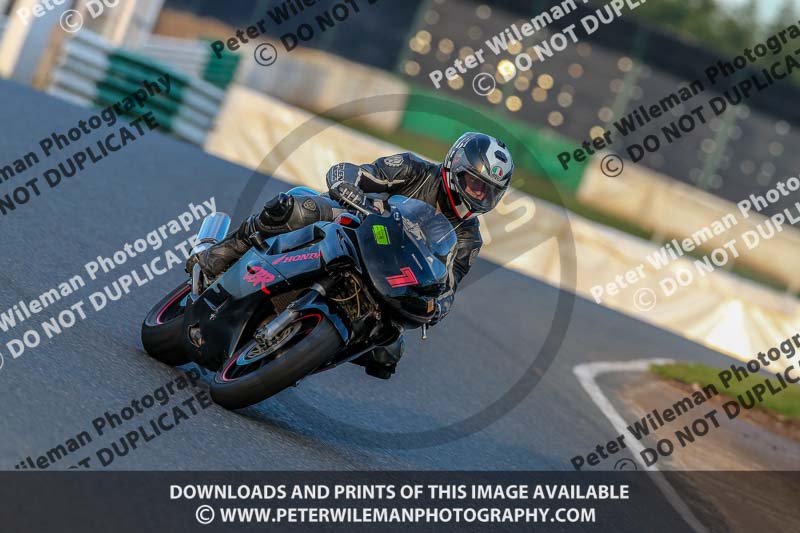 PJM Wedding Photography;enduro digital images;event digital images;eventdigitalimages;mallory park;mallory park photographs;mallory park trackday;mallory park trackday photographs;no limits trackdays;peter wileman photography;racing digital images;trackday digital images;trackday photos